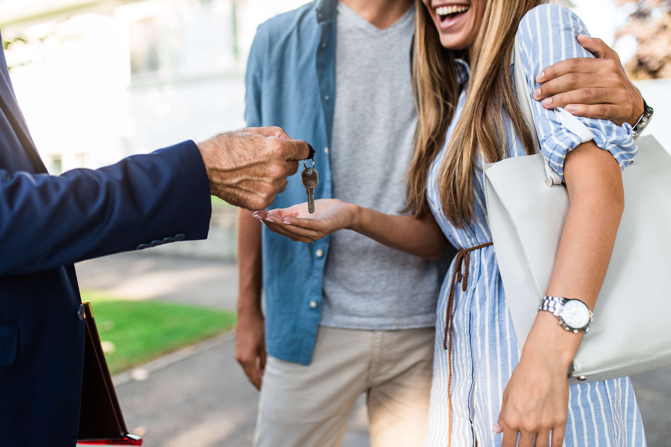 How to Use Real Estate to Build Long-Term Passive Income [2025 Guide]